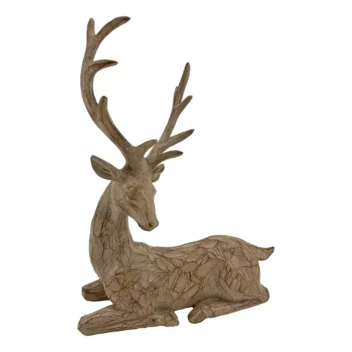 NATURAL SITTING DEER
